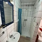 Lagos Central Hostel *