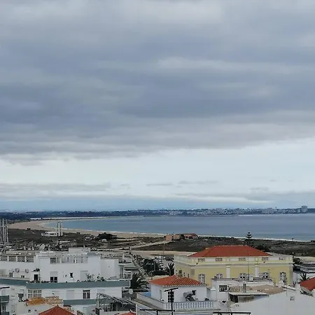 Lagos Central Hostel Albergue *