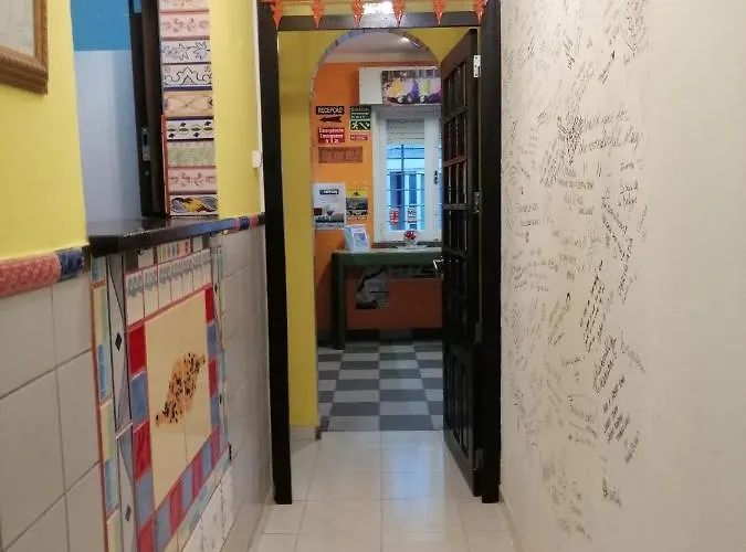 Lagos Central Hostel *