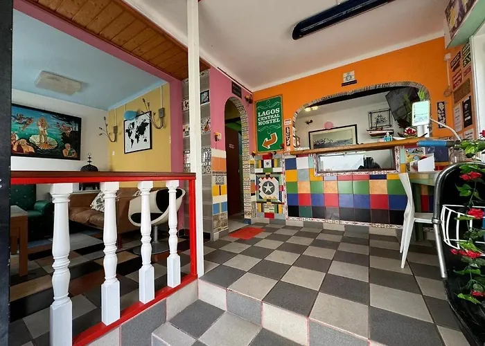Lagos Central Hostel ホステル ラゴス