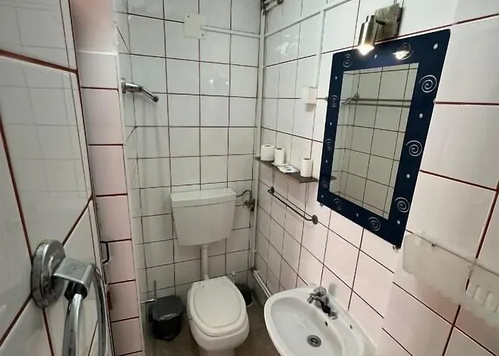 Lagos Central Hostel ラゴス