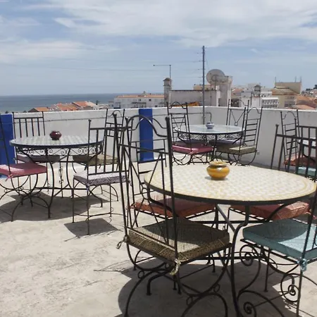 Lagos Central Hostel לאגוּ‏ש