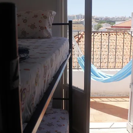 Lagos Central Hostel לאגוּ‏ש